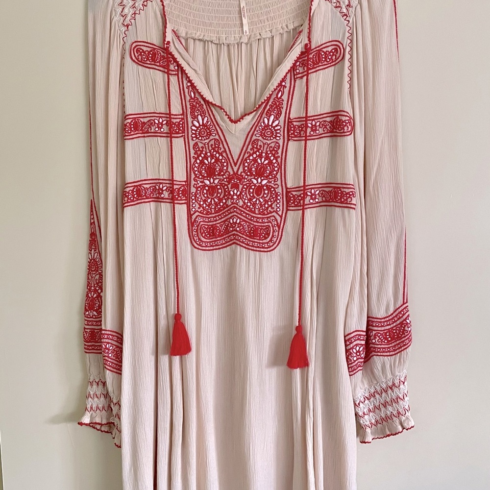 Tunic with a Shell